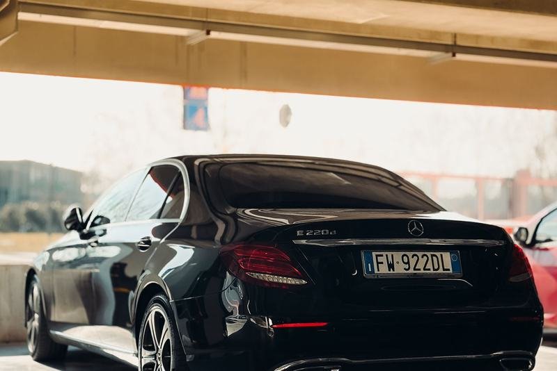Targa di un'automobile: assicurazione targa prova